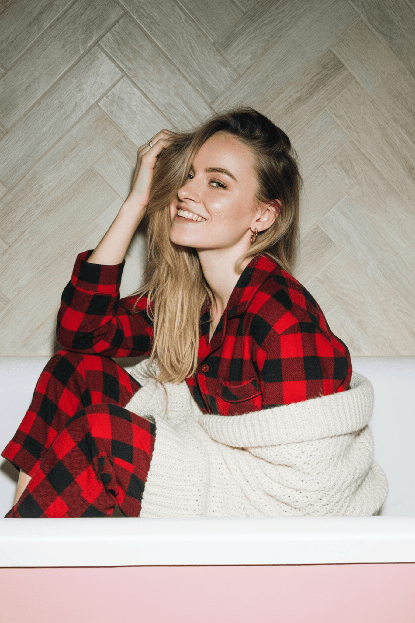 AI lingerie filter before photo - influencer photo before AI lingerie filter