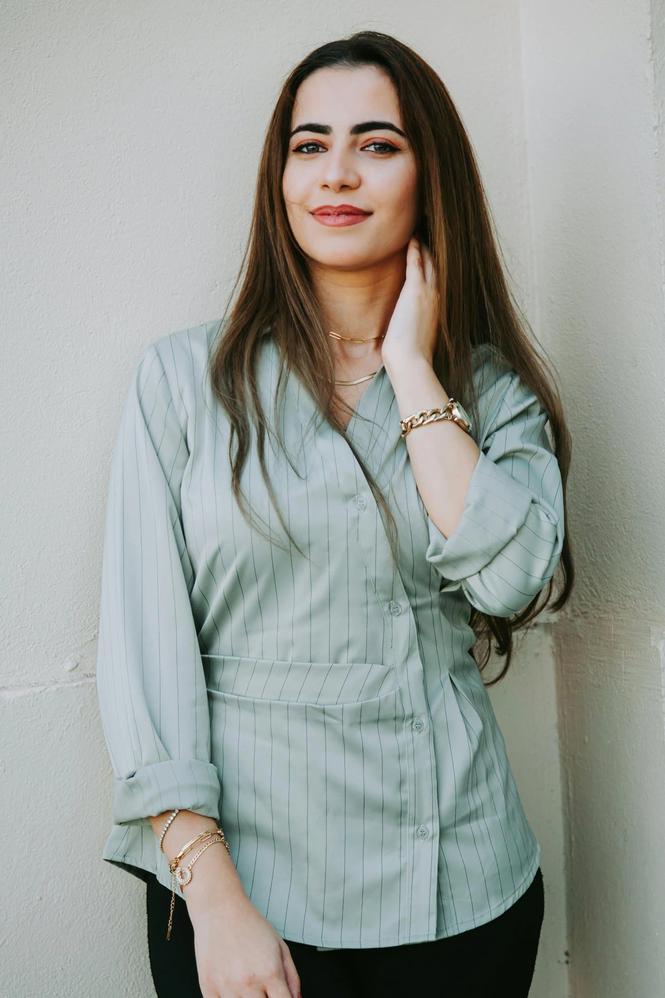 Red Carpet Dresses filter before photo - neutral portrait in everyday outfit with simple or slightly detailed background