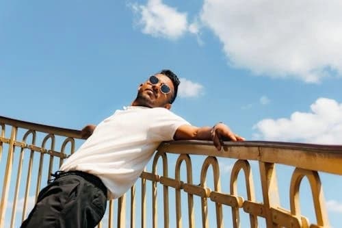 Sunset photos filter before photo - neutral portrait before transformation