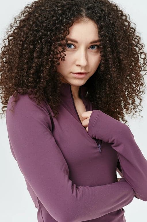 AI Curly hair filter after pic - woman with blonde curly hair