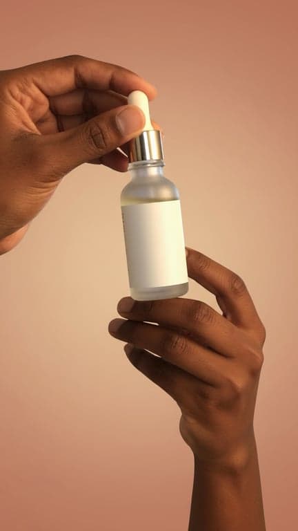 Convert this casual hand-held ...