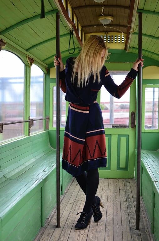 AI coquette outfits filter before photo - outdoor photo before coquette fashion simulation