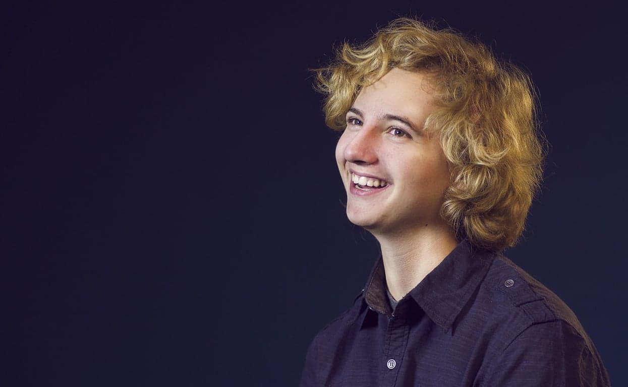 AI bald filter before photo - professional portrait before bald effect