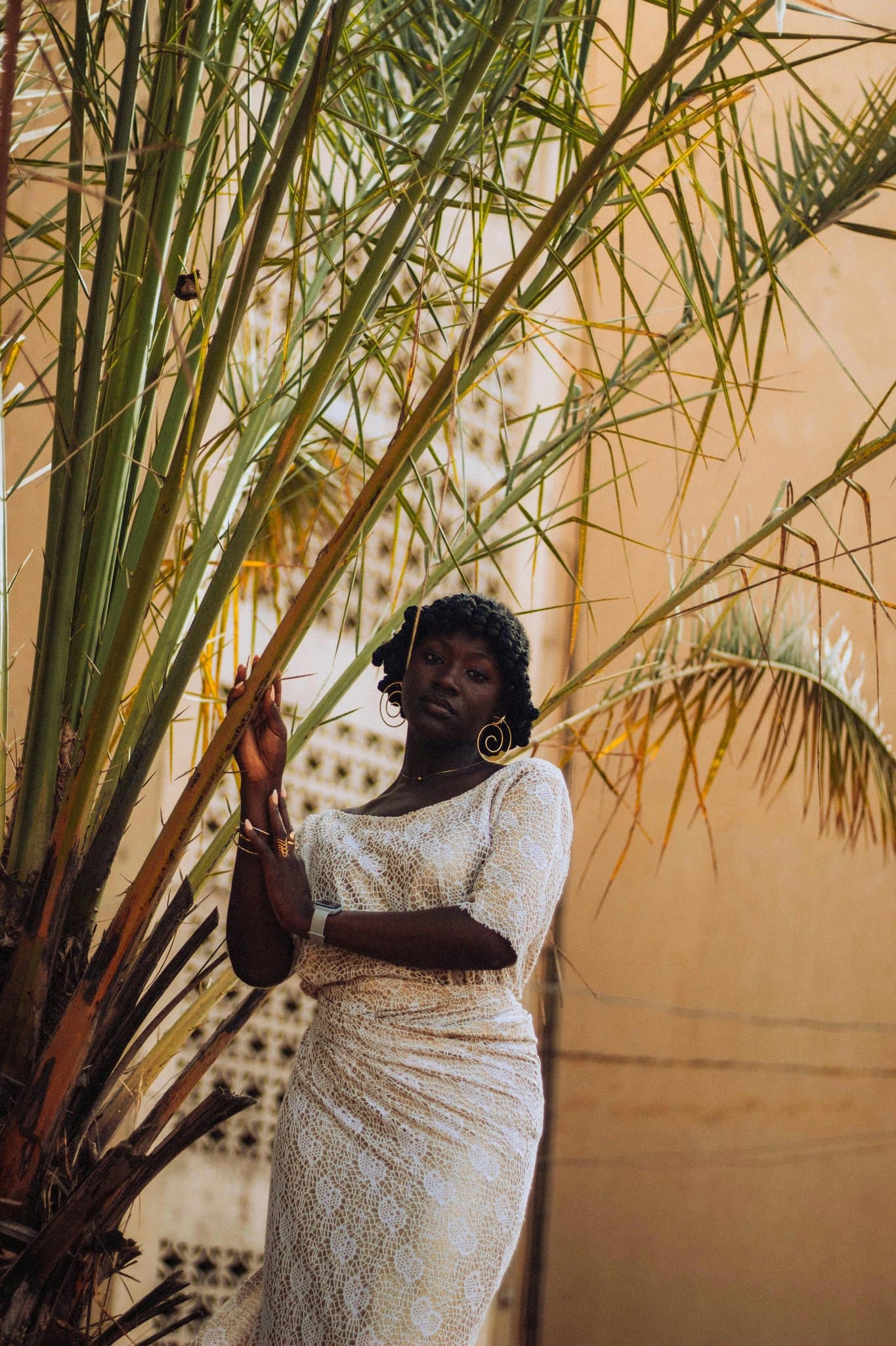 Party Clothes Ladies filter before photo - clear portrait with neutral women’s outfit and balanced lighting