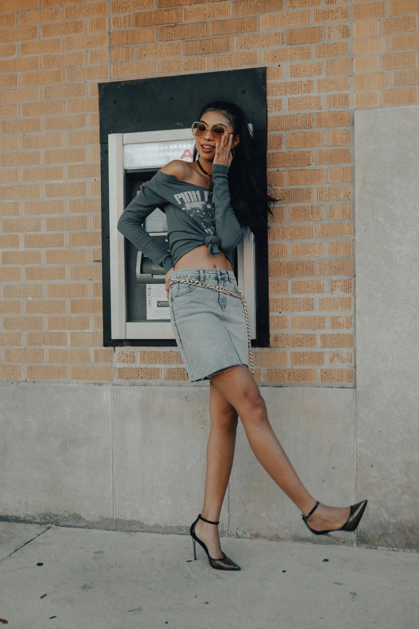 AI pregnant filter before photo - profile photo before baby bump addition