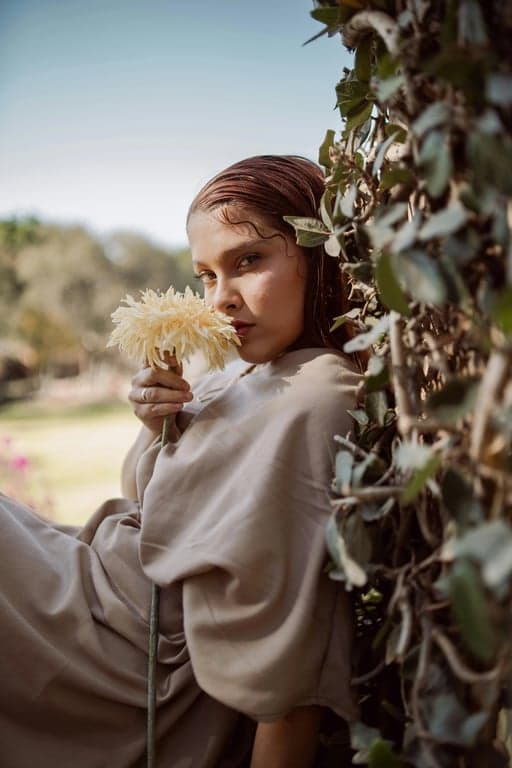 Dreamy Filter before photo - portrait in casual clothing with clean background