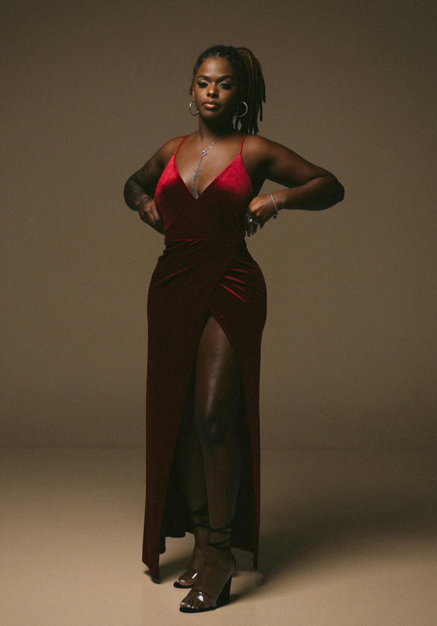 90s theme party clothes filter before photo - portrait in simple casual outfit before edit