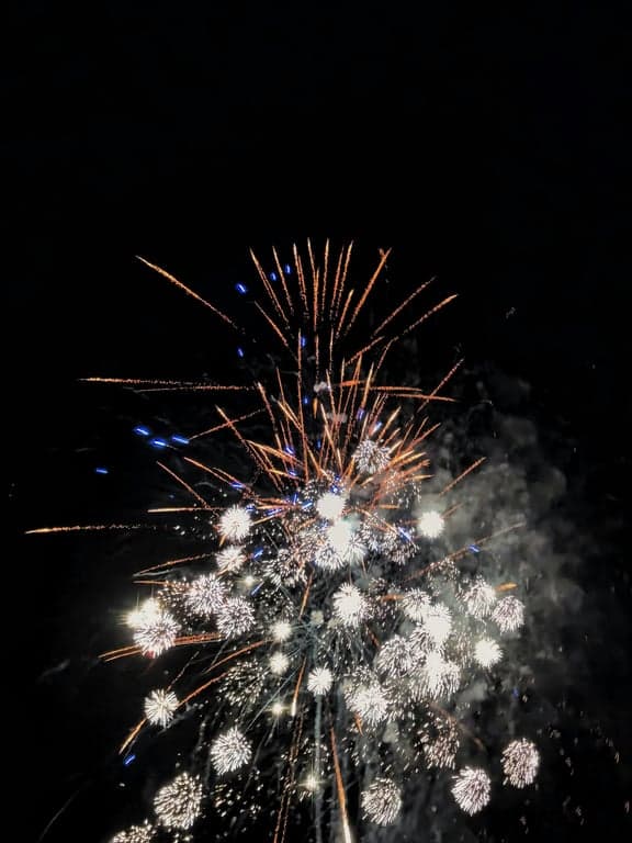 誕生日とお祝いのビデオ