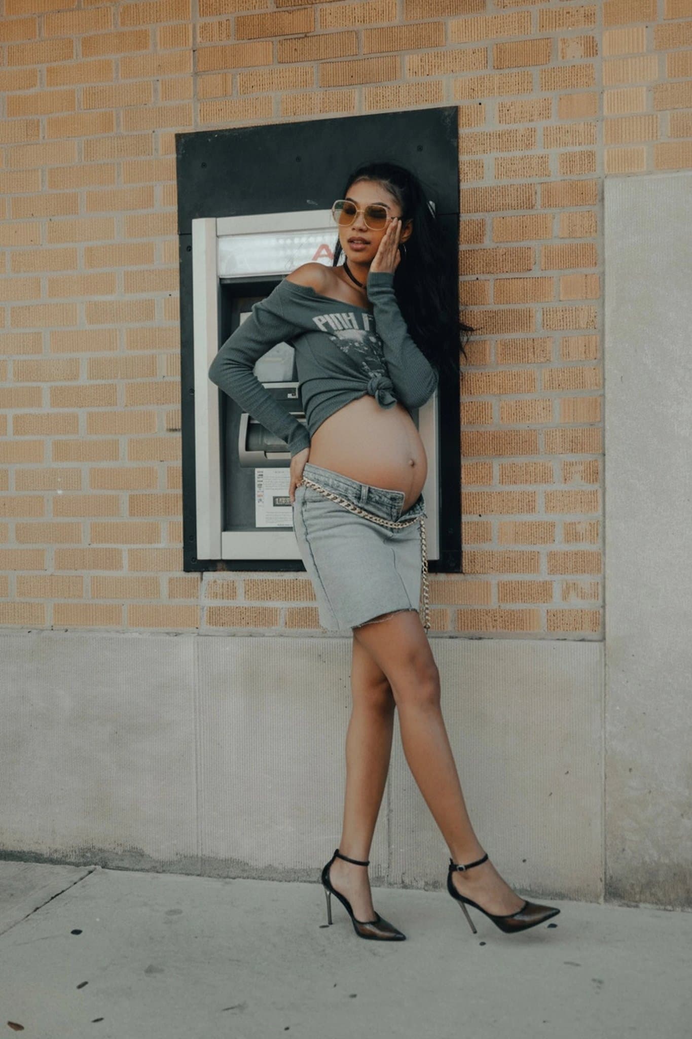 AI pregnant filter after transformation - profile photo with realistic AI pregnancy simulation